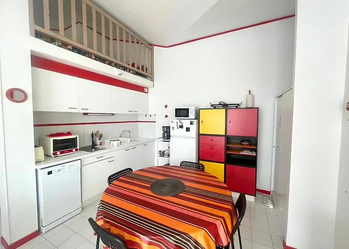 בית נופש Maison T3 Avec Jardin Clos, Veranda, Animaux Admis, Parking, Proche - Fr-1-92-677 *