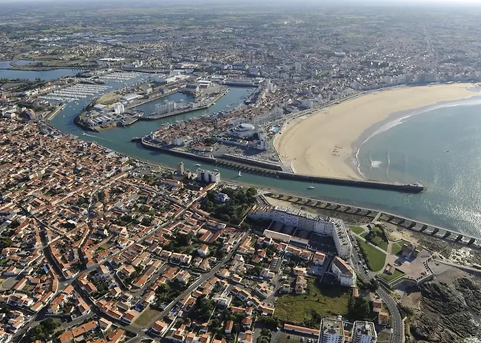 Maison T3 Avec Jardin Clos, Veranda, Animaux Admis, Parking, Proche - Fr-1-92-677 Saint-Jean-dʼOrbetiers